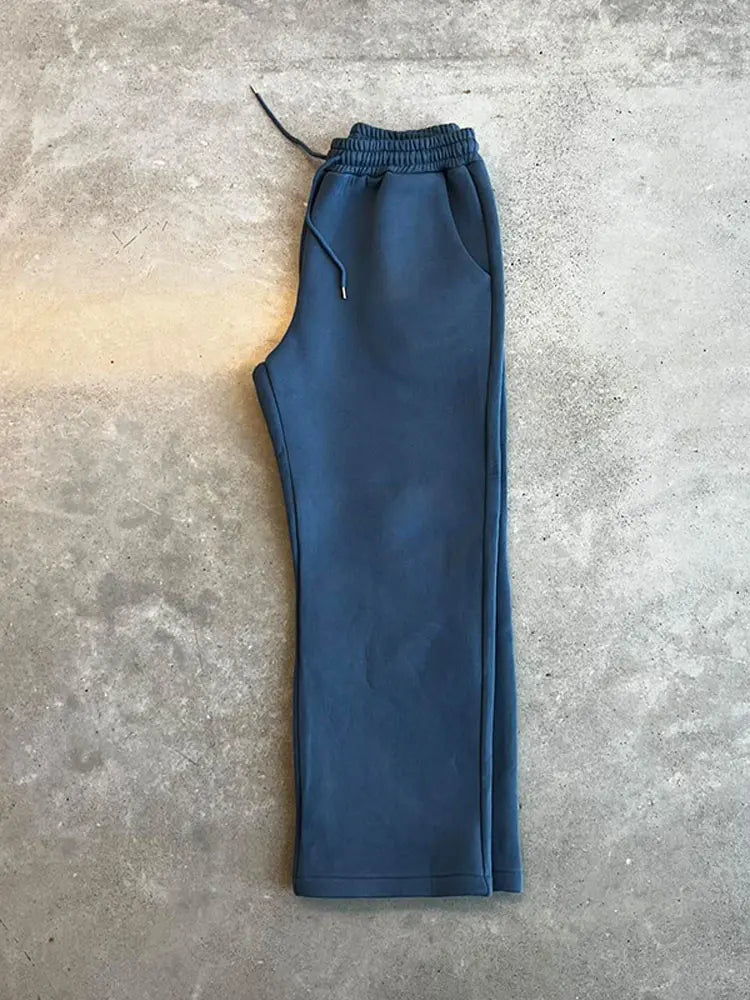 Męski dres oversize – swobodny styl