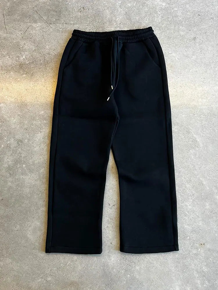 Męski dres oversize – swobodny styl