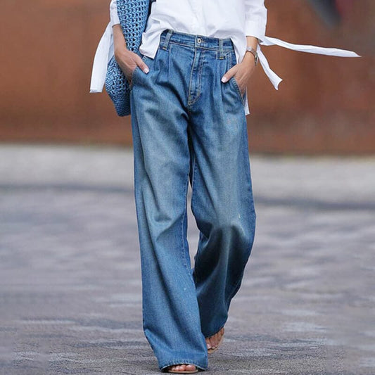 Damskie jeansy z szeroką nogawką – fason wide-leg